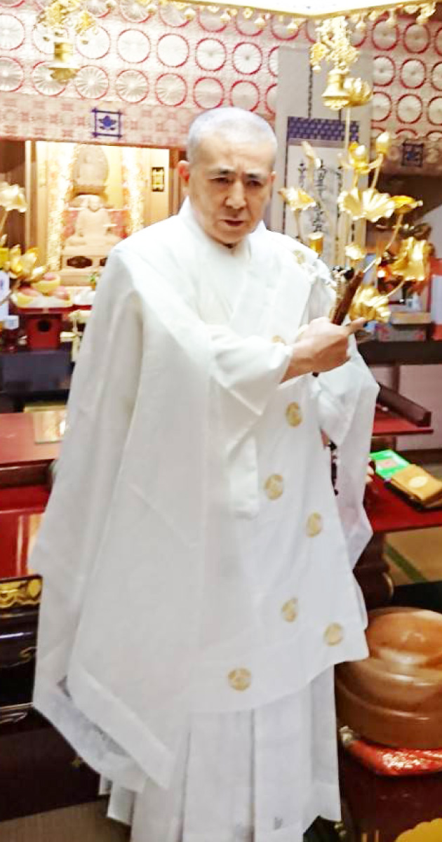 日蓮宗修法師による祈祷